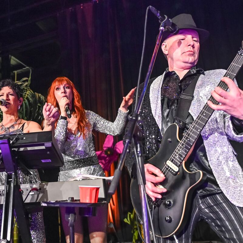 Rock Candy Keyboards Saskatoon Saskatchewan
Photo Rick Elvin
